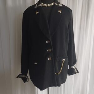 Elegant Black Women's Blazer with Gold Accents Size: 24W
